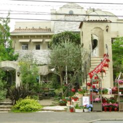 2007-05-13 11-41-18つくばの花屋<br>つくばエクスプレスで筑波を目指した