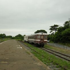 2007-06-30 11-52-08 茨城交通阿字ヶ浦駅ホーム<br>勝田まで特急ひたちで、茨城交通沿線と水戸周辺を巡る