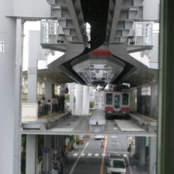 2007-06-10 16-09-24湘南モノレール 富士見町駅<br>鎌倉から江ノ電と湘南モノレールで大船に向かい、そこからホリデー快速に乗った