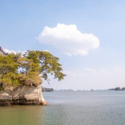 2011-05-08-14-23-08 松島湾<br>東日本大震災で津波の影響を受けた場所を辿る