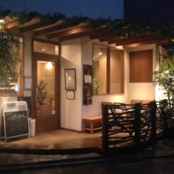 2011-11-11 16-49-28京急蒲田 カフェ クォード<br>友達と地元のカフェ