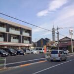 2012 11 24 12 34 03花の家近くに開業したコンビニにおじいちゃん喜ぶ