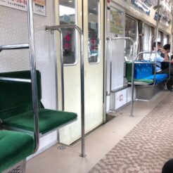 2018-06-10 11;57 豊橋 豊橋鉄道東田本線の車内<br>愛知県豊橋・豊川稲荷と豊橋鉄道で渥美半島の田原市を巡る