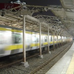 2006-10-27 17-43-13水道橋駅ホーム