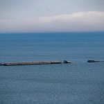 2012-08-13-10-57-31津波で破壊された釜石湾の湾口防波堤・拡大