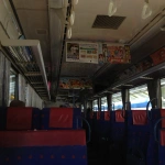 2012-07-08 16-47-21大森町付近走行中 電力不足で車内電灯を消して走る京急電車