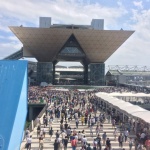 2015-08-16 13-10 東京国際展示場 コミケに集う人々