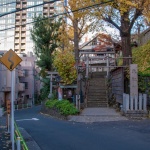 2011-12-10-15-46-00三田の神明坂の神明神社