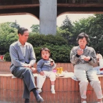 1987-05-04 小金井公園でおじいちゃん、おばあちゃんと昼食