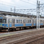 2011-07-16-14-16-04 弘前駅に停車中の弘南鉄道弘南線7000系