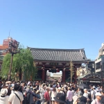 2014-05-18 13-58-14三社祭で賑わう浅草