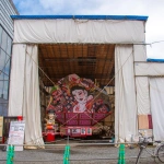 2017-08-13 11;42 弘前駅 駅右手に展示された弘前ねぷた