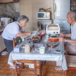 2012-08-26-13-02-38花の家 お蕎麦の出前をとった