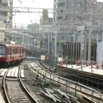 2007-11-04 14-49-51京急蒲田駅付近連続立体交差事業で移設の始まる京急蒲田駅