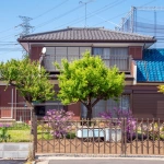 2017-05-05 14;06 花の家 初夏の母屋と庭の遠景