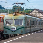 2015-07-25-15-41 大井川鐵道 大井川本線 家山駅で21000形とすれ違う