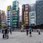 2024-07-20 17;18 新橋駅 日比谷口・SL広場