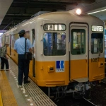 2014-07-20-14-09-22琴電 瓦町駅停車中の元京急車