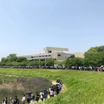 2018-06-09 11;23 豊橋南栄 豊橋 アイプラザ豊橋に並ぶ人々