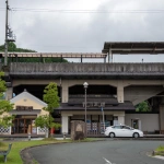 2015-07-05-14-50 内子駅の駅舎