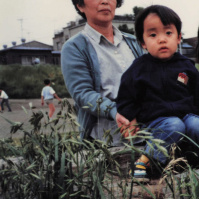 1988-05-14 おばあちゃんと土手