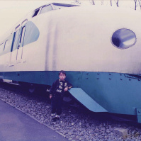 1992-04-01 青梅鉄道公園の緑に塗られた0系新幹線とCOTA