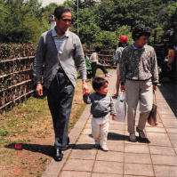 1987-05-04 小金井公園をおじちゃん、おばあちゃんと歩く