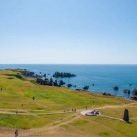 2012-08-18-13-03-22秋田県男鹿市入道崎灯台から海を望む